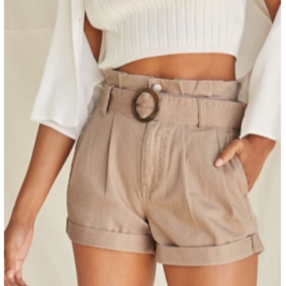 Forever 21 Pants - NWT - Forever21 Taupe / Tan Paperbag Shorts
